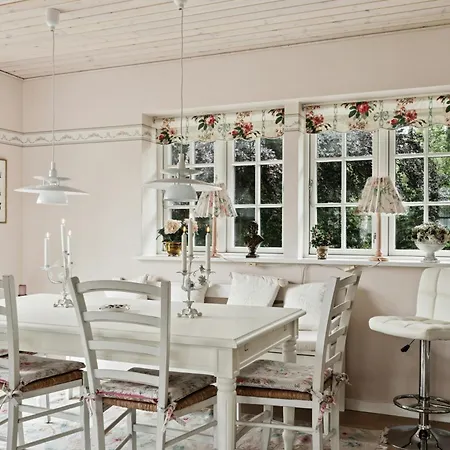 度假居 By And Forest 纳克斯考